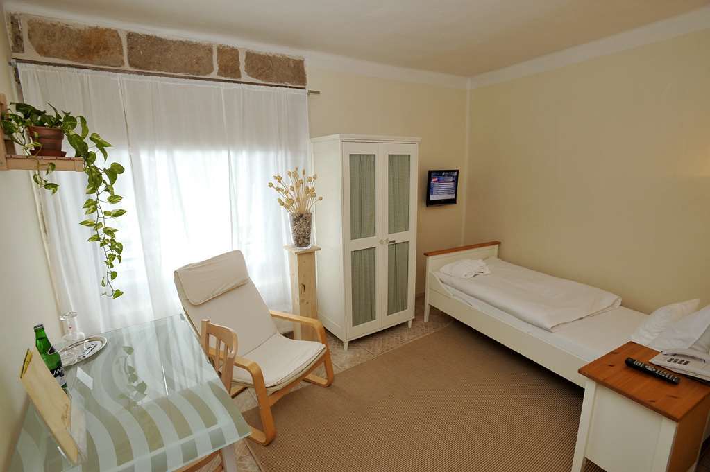 Hotel La Romantica Mlada Boleslav Bilik gambar